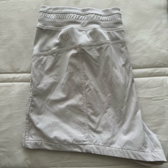 Lululemon White Athletic shorts - Picture 1 of 3